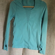 18 Fabletics M Women s Green Long Sleeve Workout Shirt.