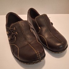 Clarks Bendables Women 8 Brown Leather Slip-on Loafers Cushioned Foam Foot Bed