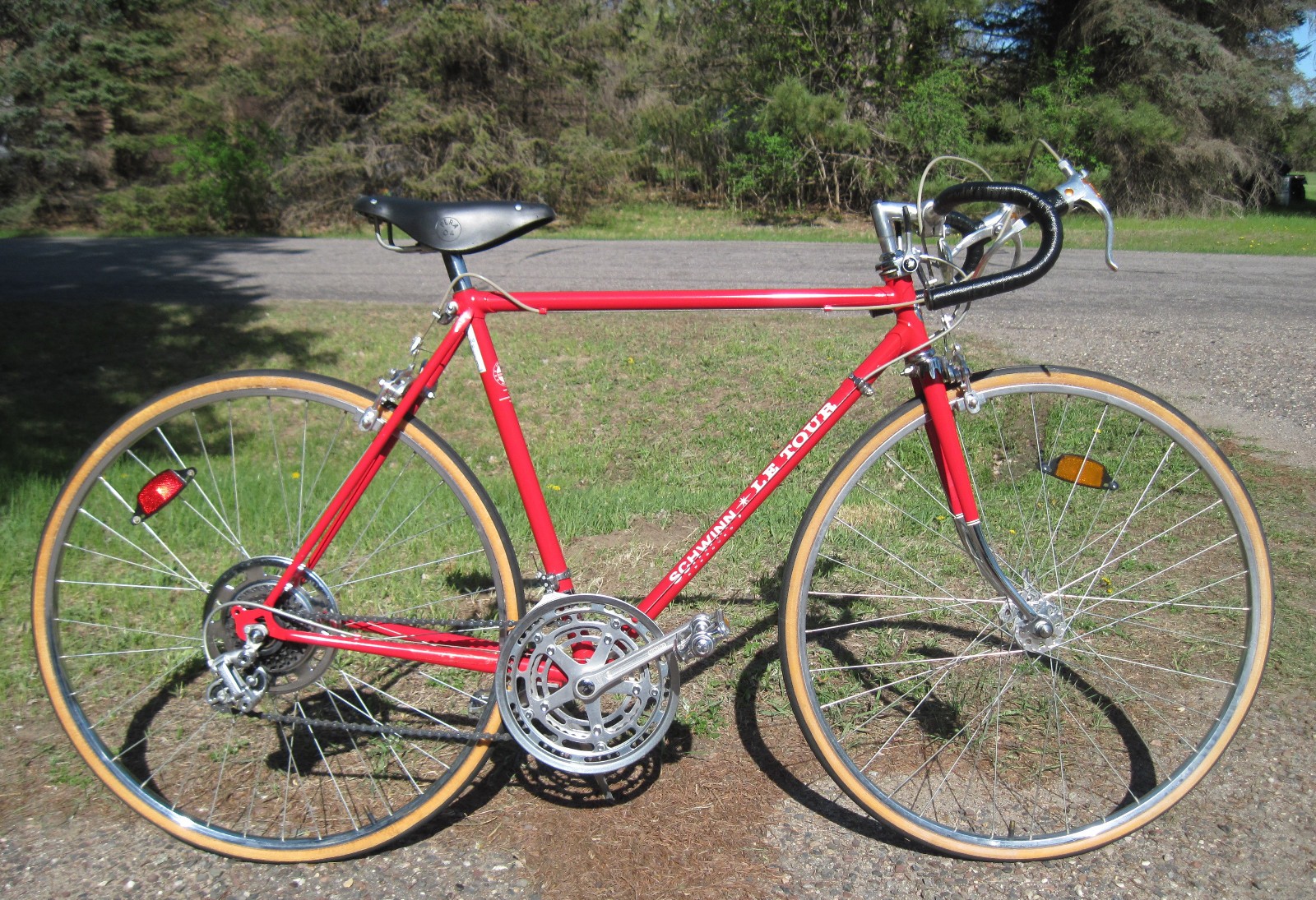 Vtg 1975 SPECTACULAR Schwinn RED Le Tour COLLECTORS Bike 21" SHOW WINNER 9.5 !