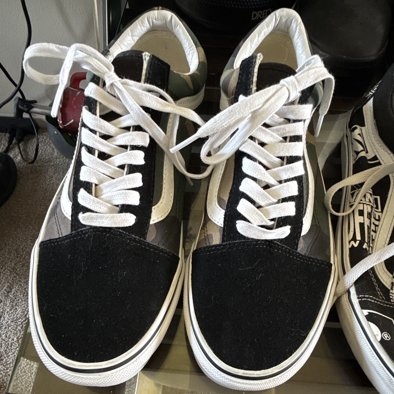 VANS Old Skool Men's Sneaker US 9.5 Black/Green Camo Suede Canvas Lace-Up