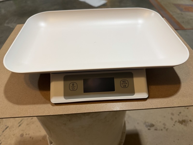 I-Care Baby/Pet Digital Scale 33 Pound Capacity ￼