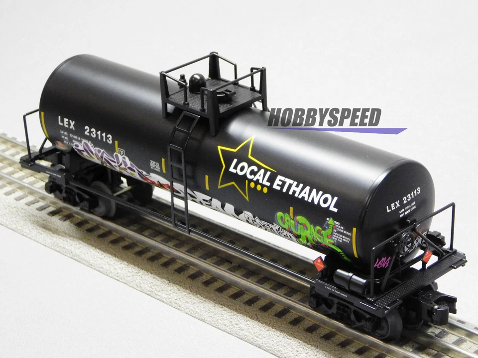 LIONEL GRAFFITI UNI-BODY TANK CAR O GAUGE train railroad freight 2223110-T NEW - Image 4 of 4