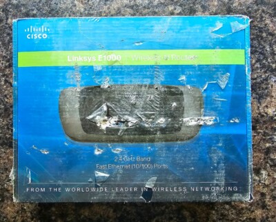Linksys E1000 300 Mbps 4-Port 10/100 Wireless N Router