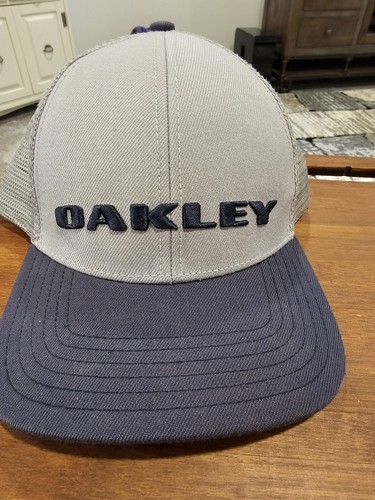 Oakley Hat Cap Snapback Trucker (◇)