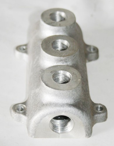 3 Carb Fuel Block Unpolished Flathead Stromberg 97 Hot Rod Kustom Rat 94 - Picture 2 of 5