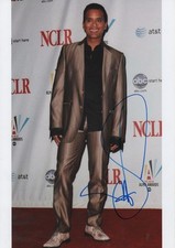Jon Secada Autogramm signed 20x30 cm Bild
