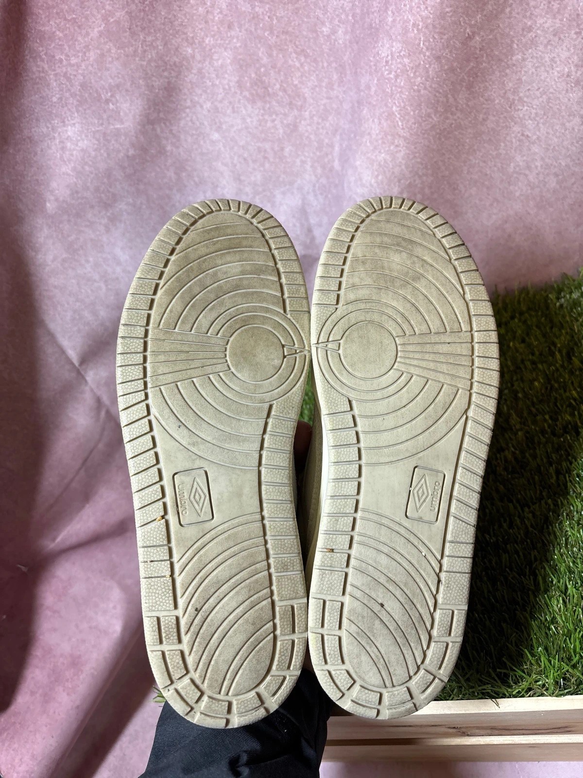 Umbro Speciali  Chunky TR suede Trainers size woman 5 Beige / Cream image 7