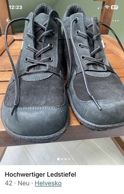Neuwertiger Lederstiefel /Helvesko