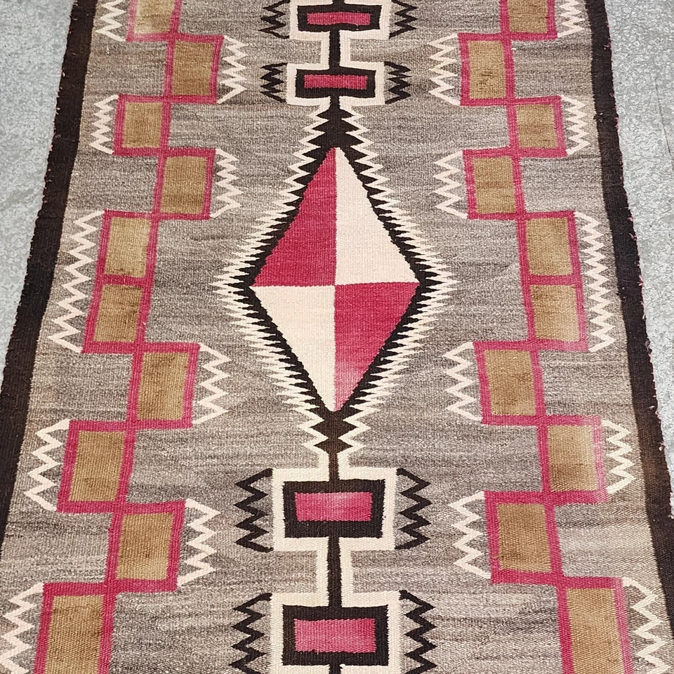 Alfombra de lana tejida a mano Southwestern Navajo patrón de diamantes geométricos decoración de pared DEFECTUOSA Foto 3 de 4