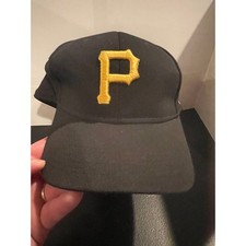 Pittsburgh Pirates Youth Hat Adjustable