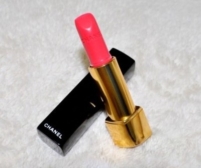 CHANEL Rouge Allure Luminous Intense Lipstick 136 Melodieuse