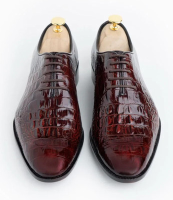 Herren Burgunderrot Krokodilleder Oxford Derby Schuhe Handarbeit Luxus Elegant