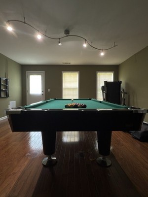 Brunswick pool table great condition includes cues balls pickup Kennesaw GA