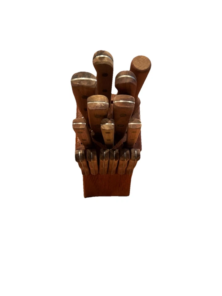 Juego de cuchillos de cocina de acero inoxidable vintage Chicago Cutlery (15 piezas) con bloque de madera Foto 3 de 4
