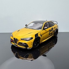 SOLIDO 1:18 Alfa Romeo GIULIA GTA Simulation Alloy Car Model Collection Ornament