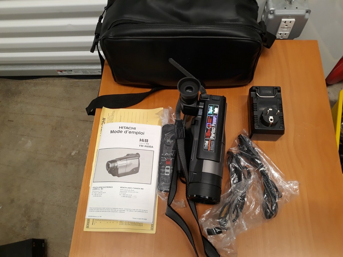 Hitachi VM-H710A Hi8 8mm Video Camcorder Black Built-in Microphone