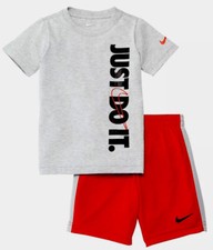 NWT NIKE BOYS SIZE 4   JUST DO IT   T-SHIRT  SHORT SET MSRP 36.00