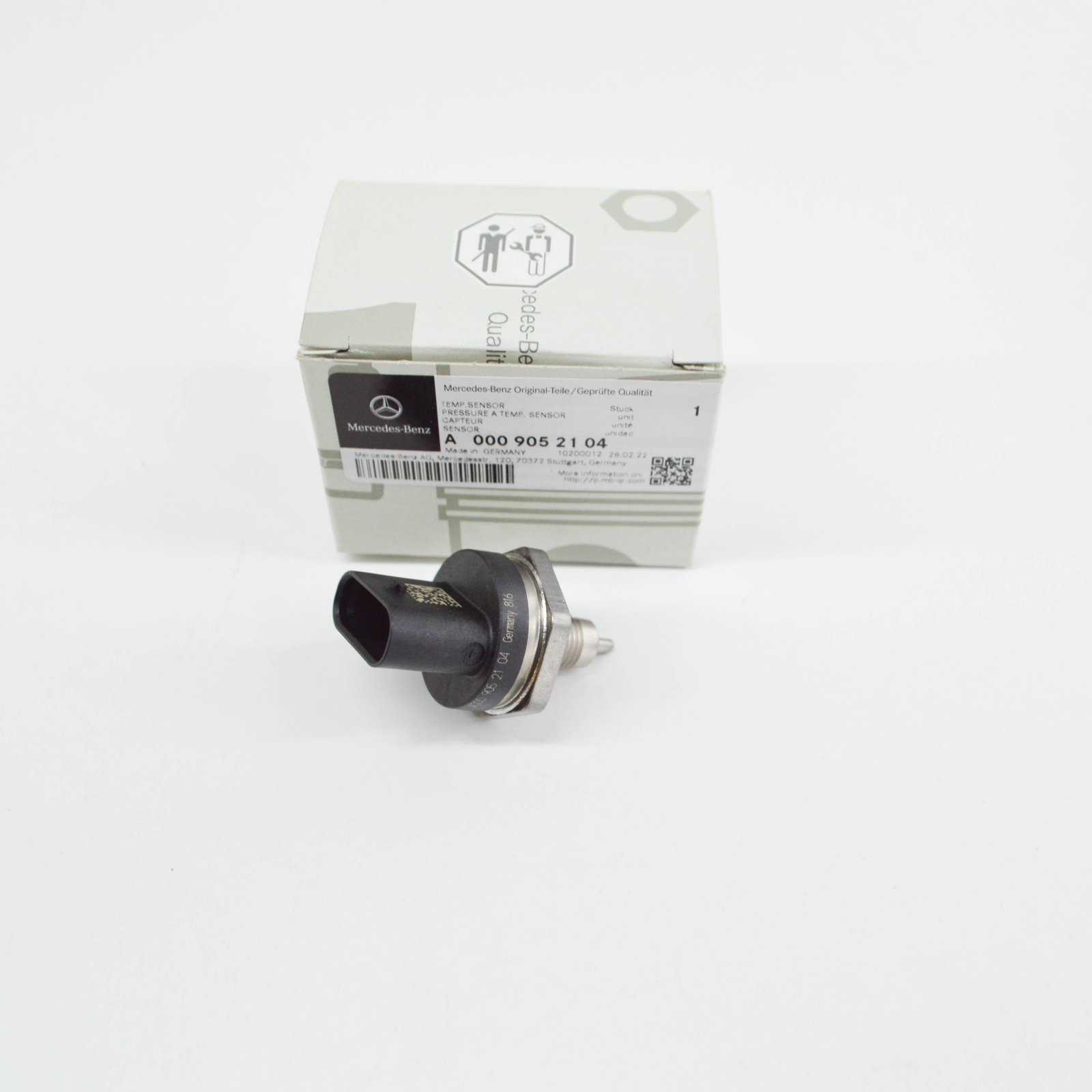 MB CLS C257 Condenser Pressure/Temperature Sensor A0009052104