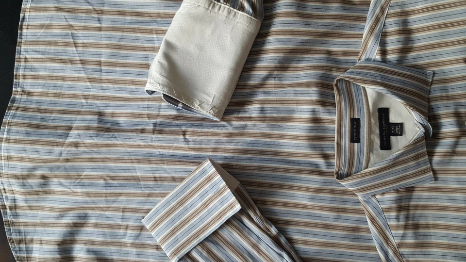 BANANA REPUBLIC Men Italy Woven Modern Fitted Long Sleeve Cotton Shirt - Large - Image 3 of 3