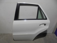 A1647300105 t&uuml;r hinten links 3717063 MERCEDES-BENZ CLASE M W164 ML 350 CDI