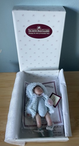 Ashton-Drake "Niedlich wie ein Knopf" Miniatur realistische Babypuppe verpackt mit Zertifikat