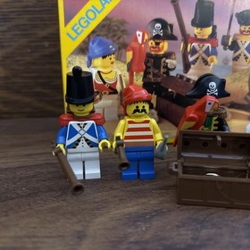 LEGO Pirates 6251 Minifigures 100% Complete Good Shape Box Clean