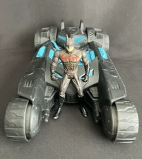 Batman Bat-Tech Batmobile and Bat boat 2-in-1 Transforming Vehicle Spin Master