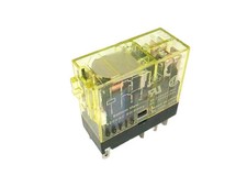 IDEC RJ2S-CL-A120 / RJ2SCLA120 (BRAND NEW)