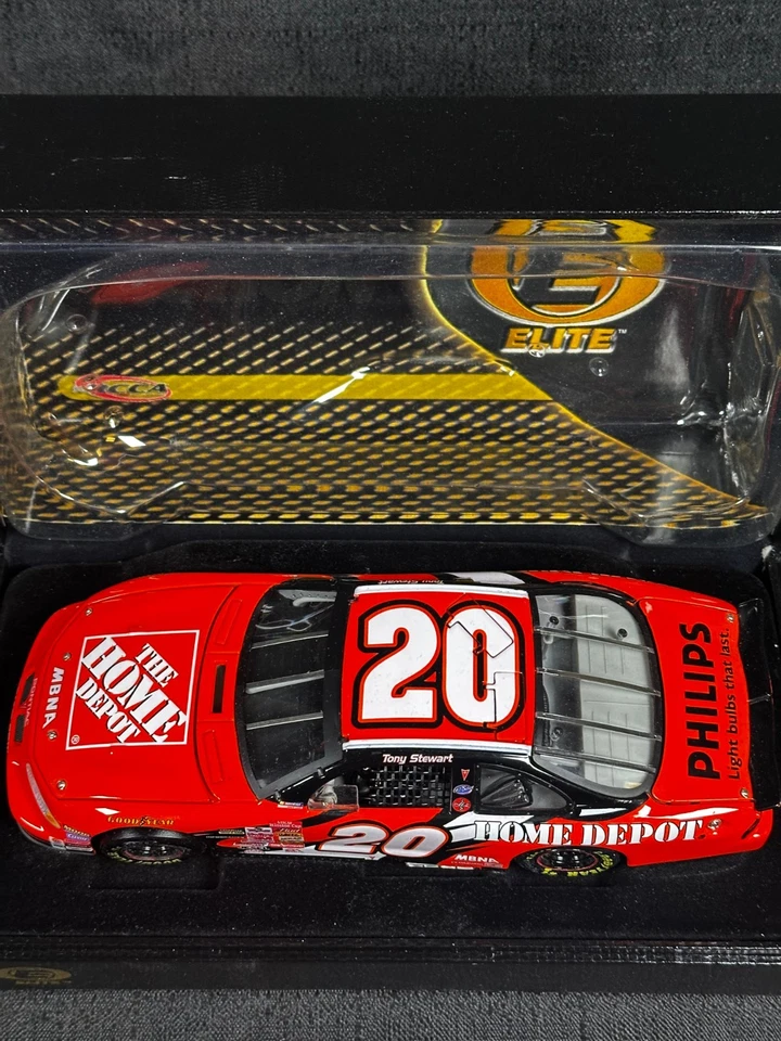 1/24 Action Elite #20 Tony Stewart 2002 NASCAR Home Depot Pontiac Grand Prix Foto 2 de 4