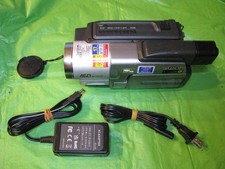 Sony Handycam CCD-TRV58 Hi-8 Analog Camcorder...
