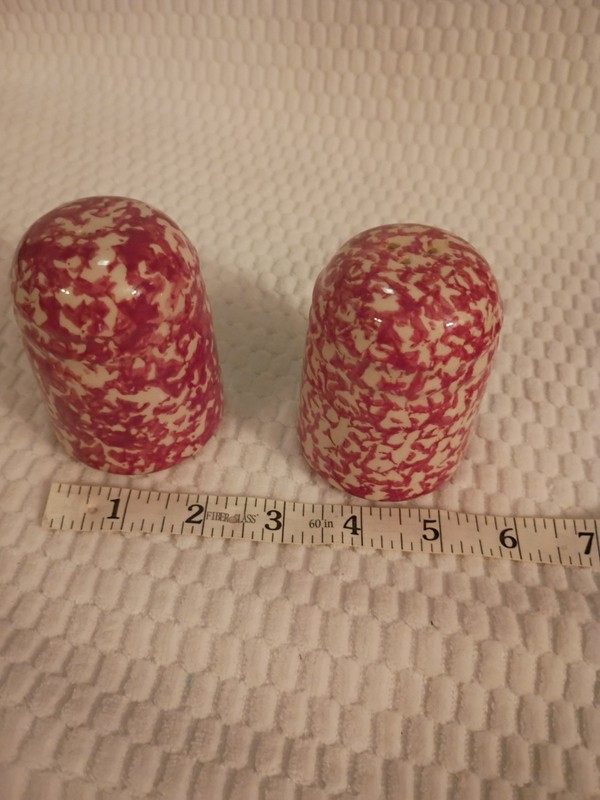 Roseville Gerald Henn Pottery Rose Pink Spongeware Salt And Pepper Shakers