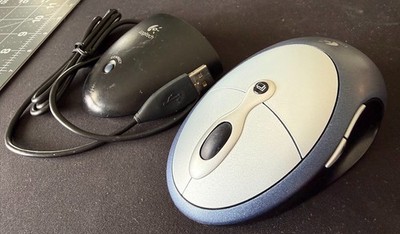 Logitech Cordless Click! Plus M-RAA89 Optical Mouse Blue 6-Buttons Scroll Wheel