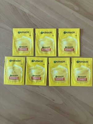 GARNIER: 7x Vitamin C Fresh & Bright Glow Booster Sorbet Creme, je 1.5 ml