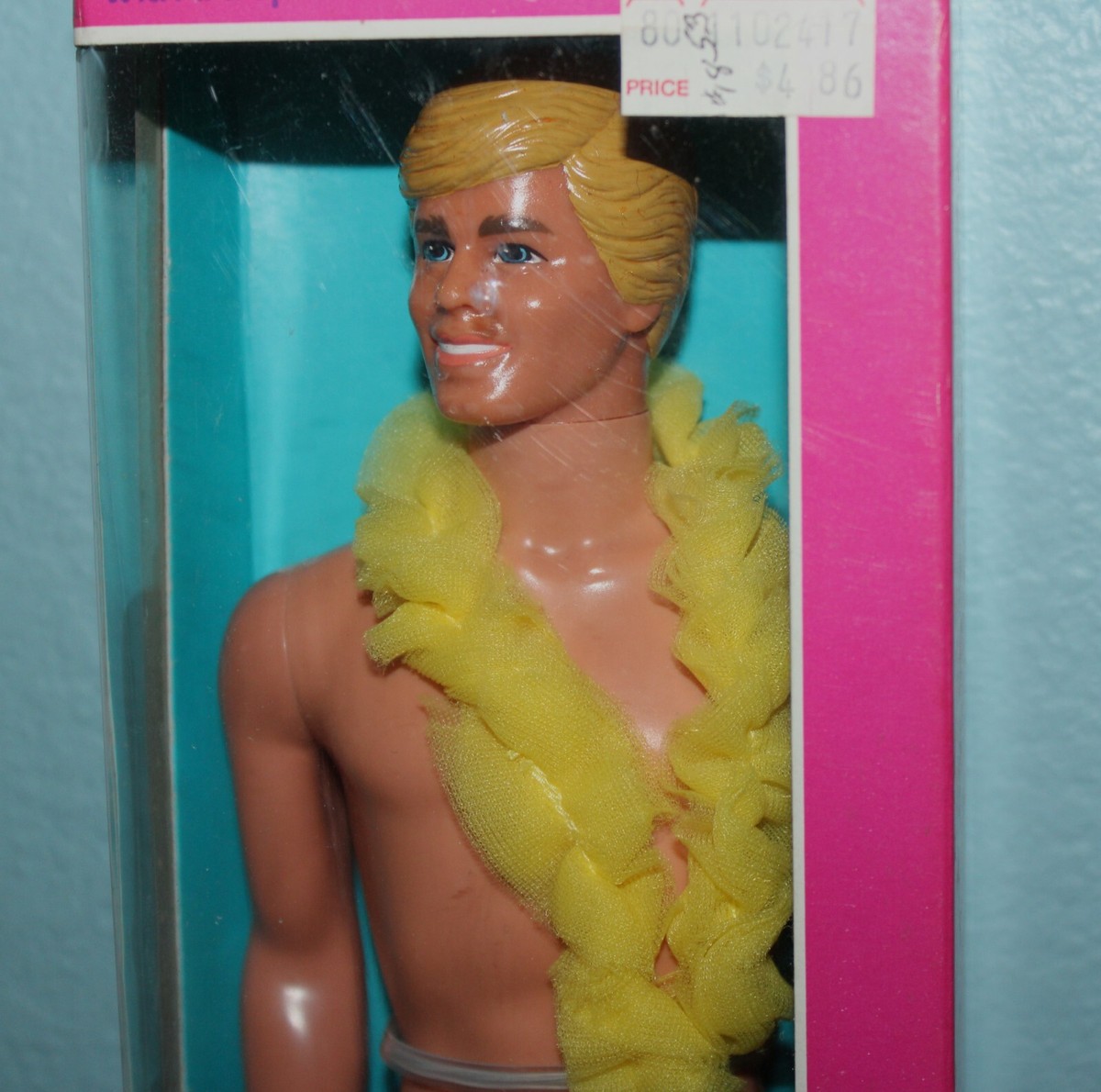 ANCIENNE POUPÉE KEN BARBIE United colors of BENETTON MATTEL 9406