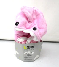 Moon and Stars Bath Gift Set 0-9 Months 3 Pieces Pink Shark