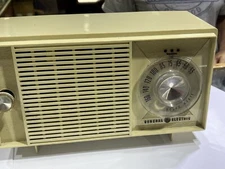 General Electric  AM Solid State Radio Early Version