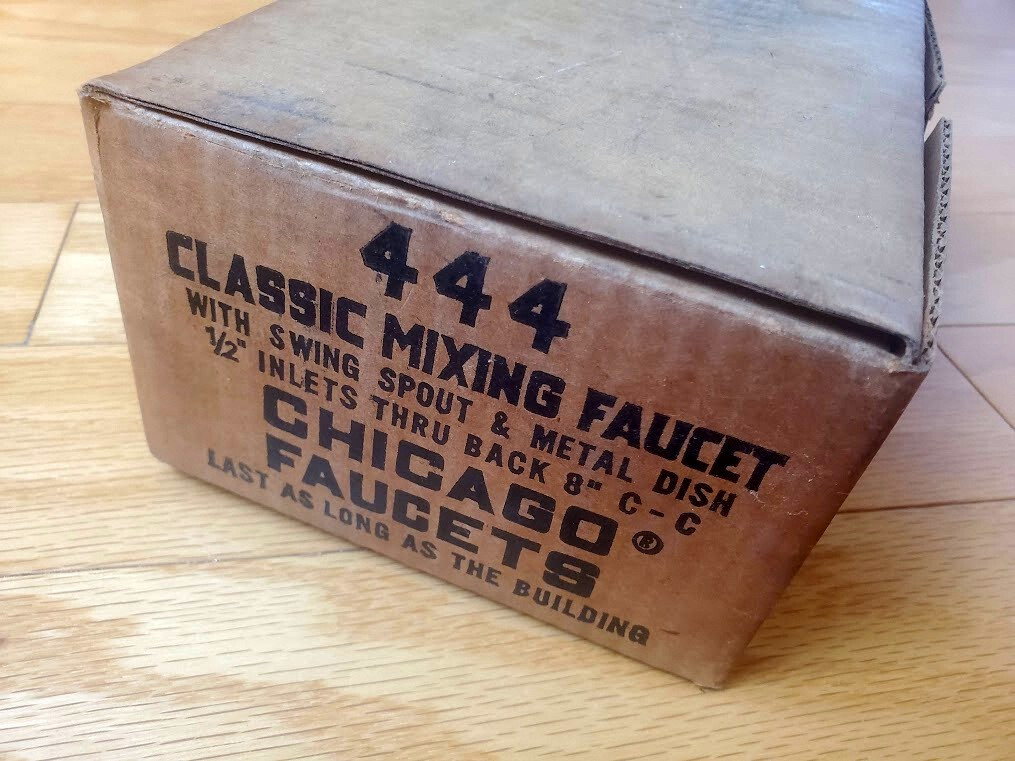 Vintage Chicago Faucets  444 Classic Mixing Faucet with Swing Spout & Metal Dish