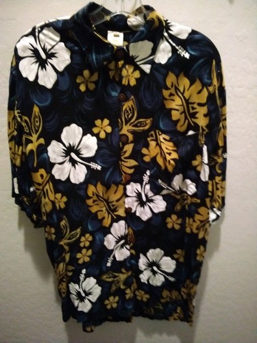 Coco Mango brand Hawaiian Shirt