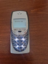 NOKIA 8310 FUNZIONANTE CON CARICABATTERIA