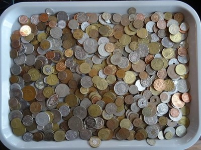 Old Mixed World Coin Collection Bulk Estate Exchange 5 POUNDS Treasure Lot?