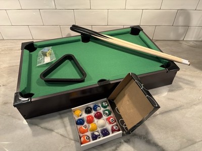 Soozier Table de Billard Mini 55 Pouces, Ensemble de Table de Billard pour Enfants et Adultes, Vert Soozier Table de Billard Mini 55 Pouces, Ensemble de Table de Billard pour Enfants et Adultes, Vert