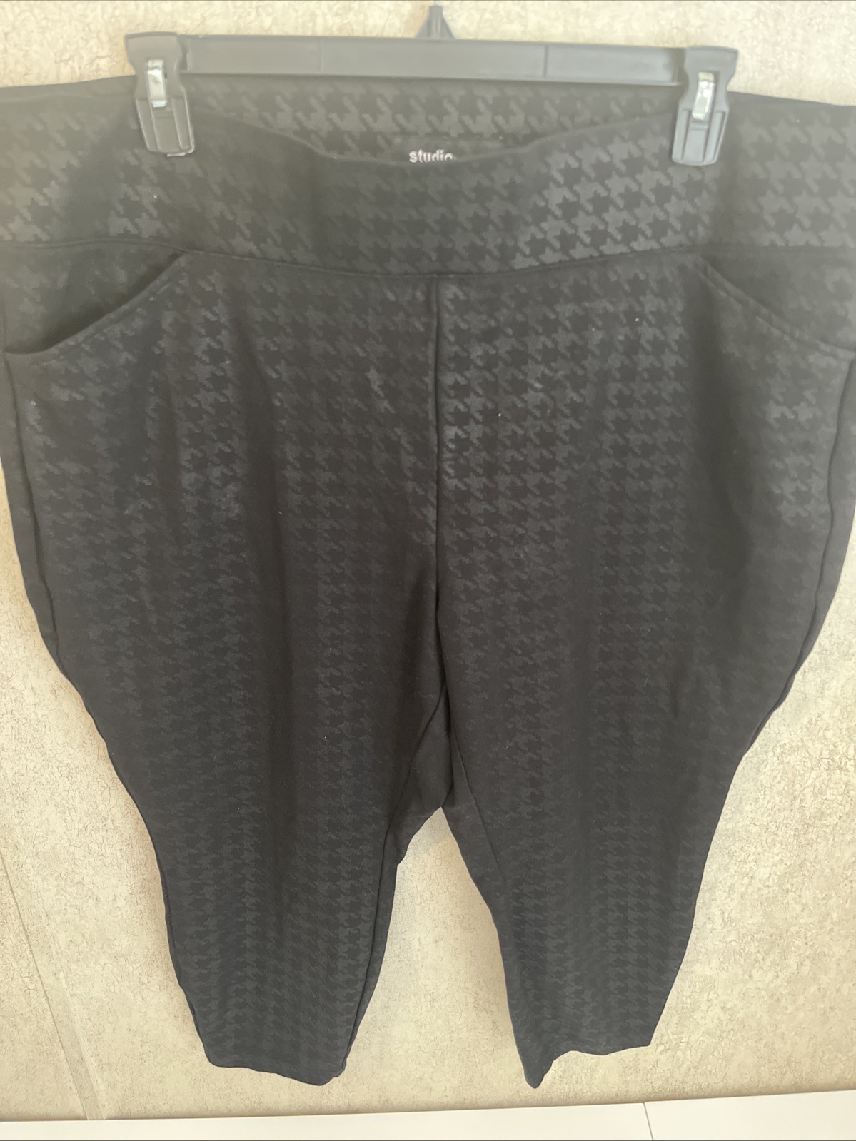 Torrid Studio Pull-on Pocket Pixie High Rise Blac… - image 2