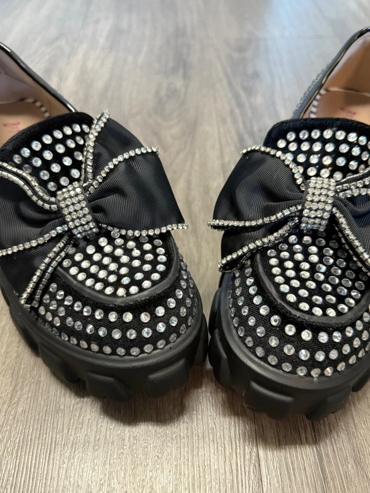Betsey Johnson rhinestone black chunky shoe women’s a size 8.5 - Image 2 of 4