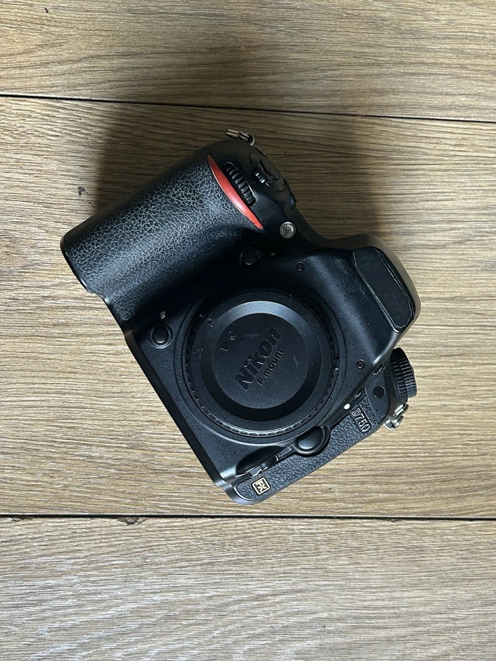 Nikon D750, photo 2 of 5