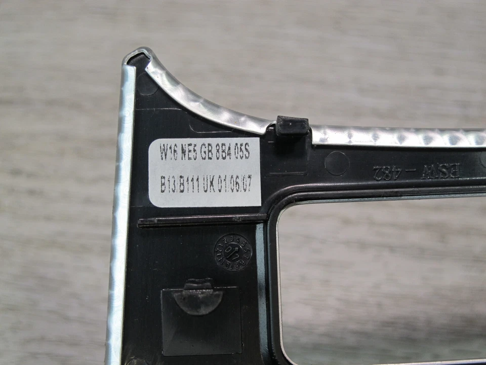 VW GOLF R32 MK5 VR6 2008 tablero centro cenicero puerta interior juego panel moldura OEM Foto 4 de 4