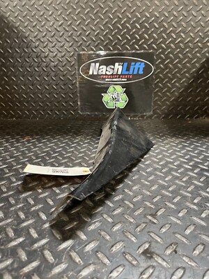524211686	COVER - FENDER (LH)	FITS YALE	GOOD USED	HBU1:210