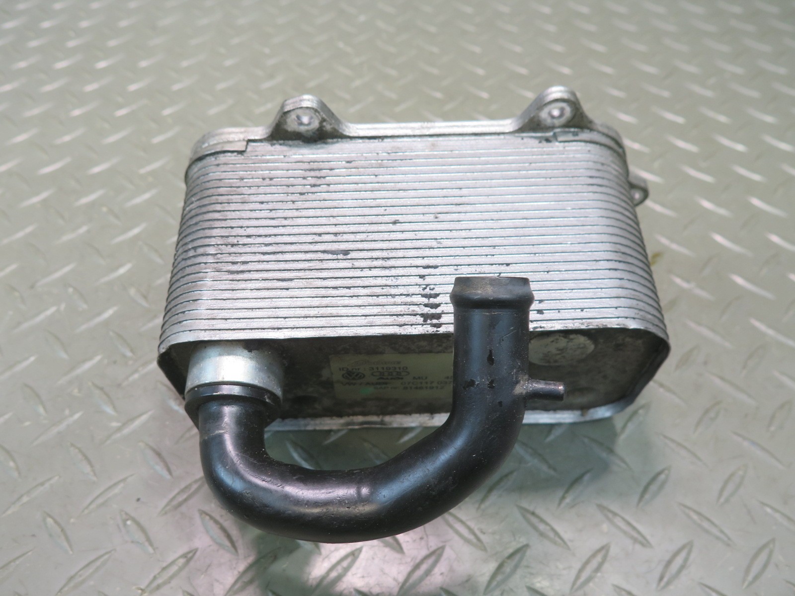 2006-2012 BENTLEY FLYING SPUR ENGINE OIL COOLER RADIATOR
