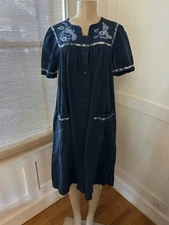 Go Softly Patio Snap Up Denim Dress Embroidered Partridges Pockets Size S Duster