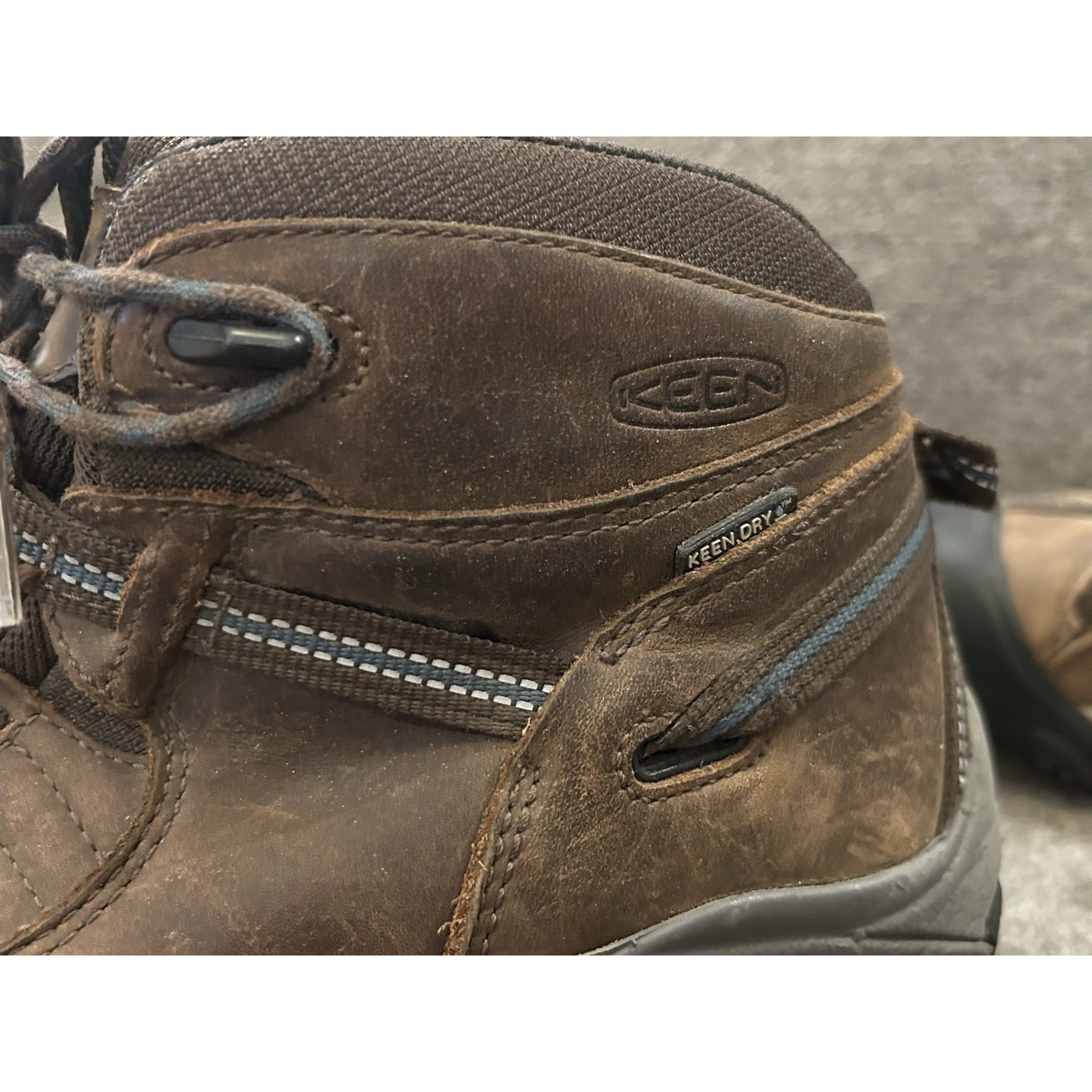 Stivali da trekking impermeabili Keen da uomo taglia 11