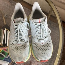 Hoka One One Women’s Size 9